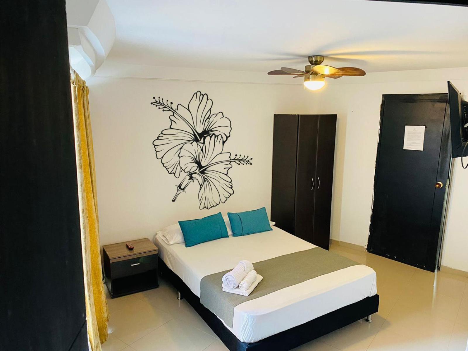 Hotel Tree House Medellín Dış mekan fotoğraf