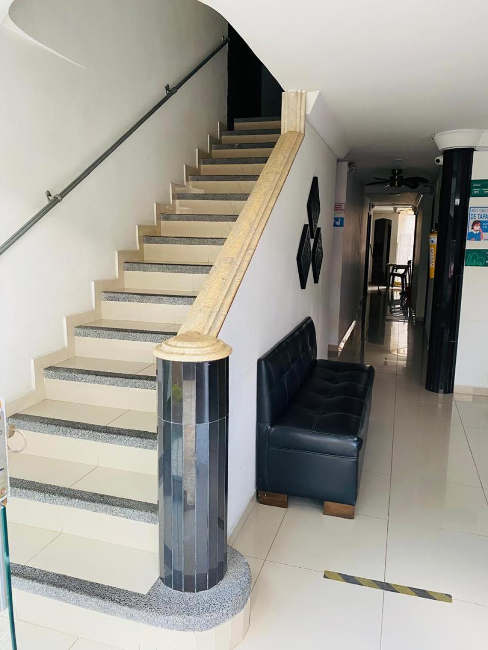 Hotel Tree House Medellín Dış mekan fotoğraf